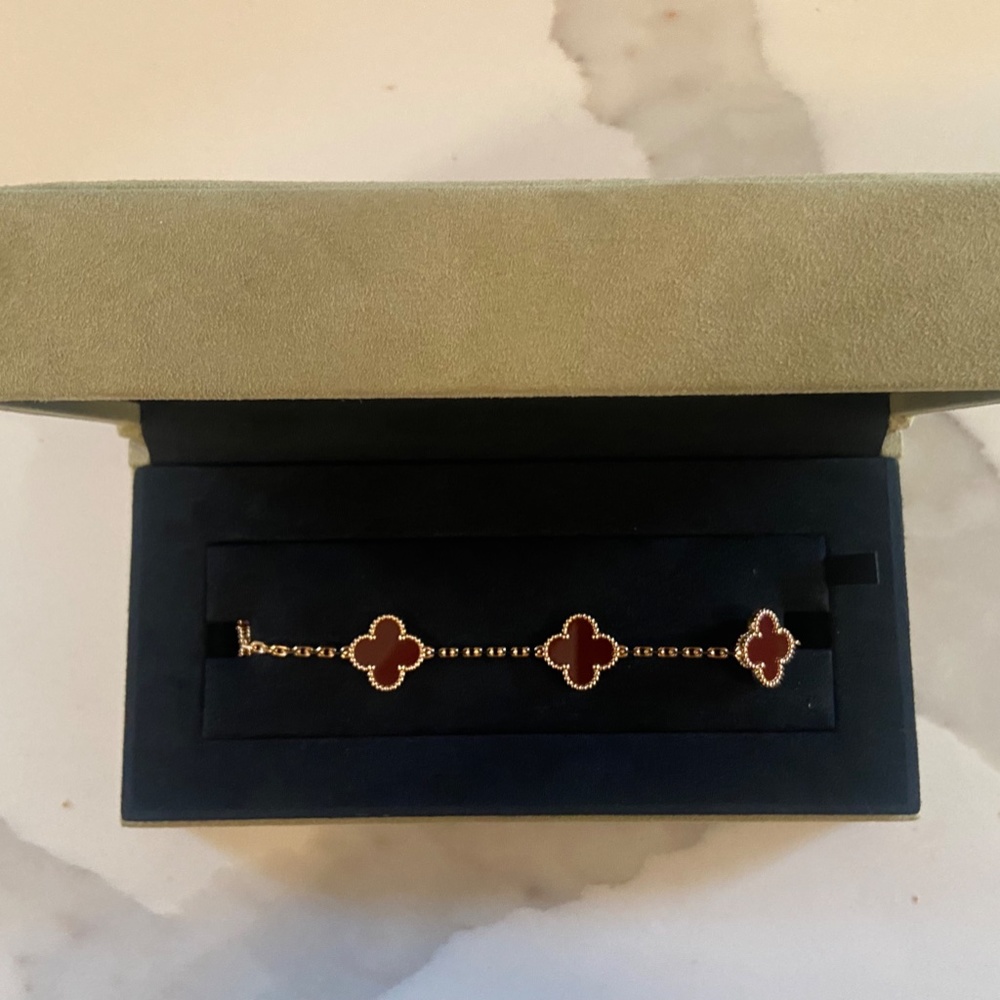 Van Cleef & Arpels Bracelet - Picture 2 of 7